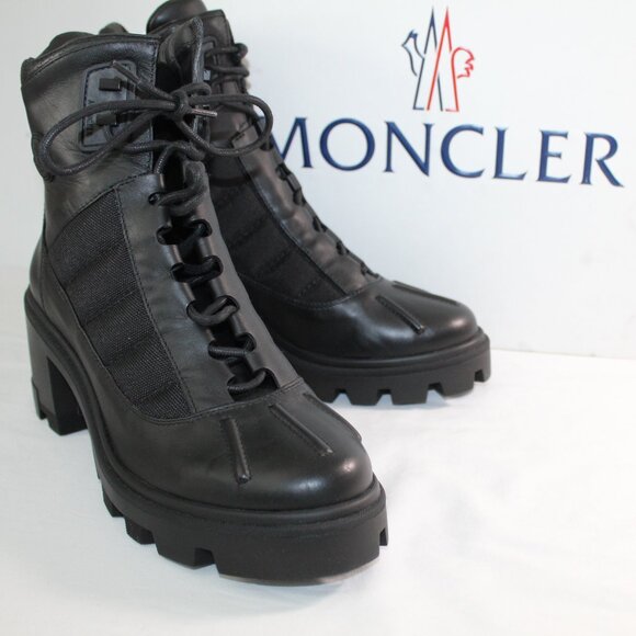 NWB Moncler Carol Slant Lace Up Boots Lug Sole Black 40 - Picture 1 of 10